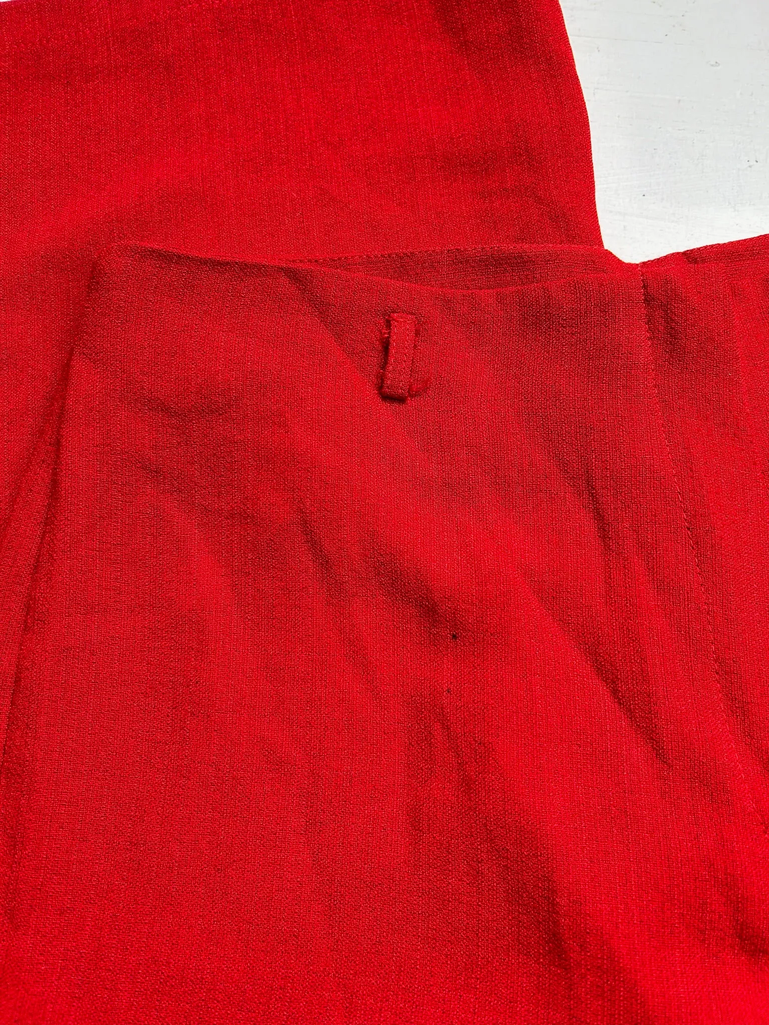 Red mid rise baggy office pants (S/M)