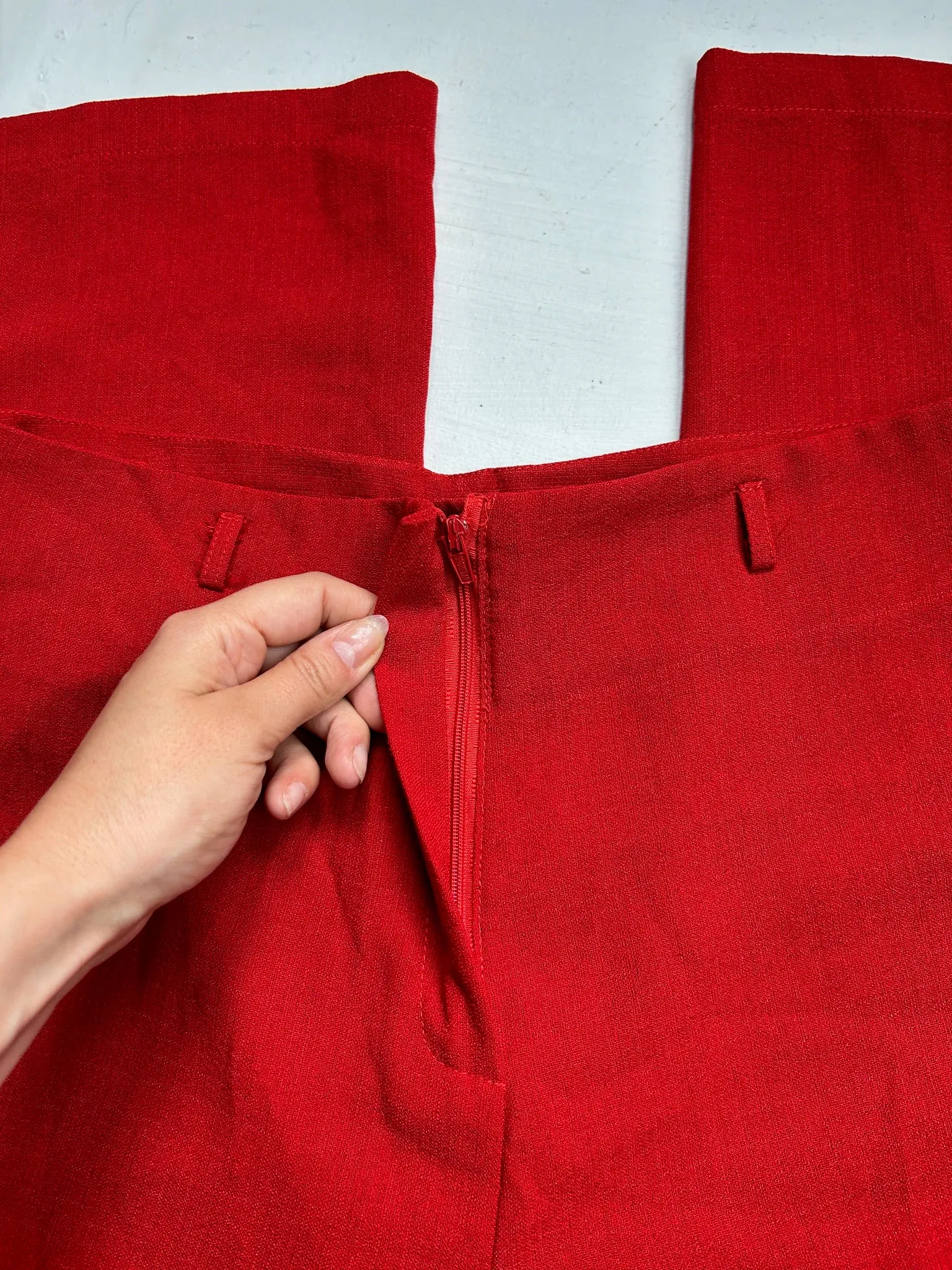 Red mid rise baggy office pants (S/M)