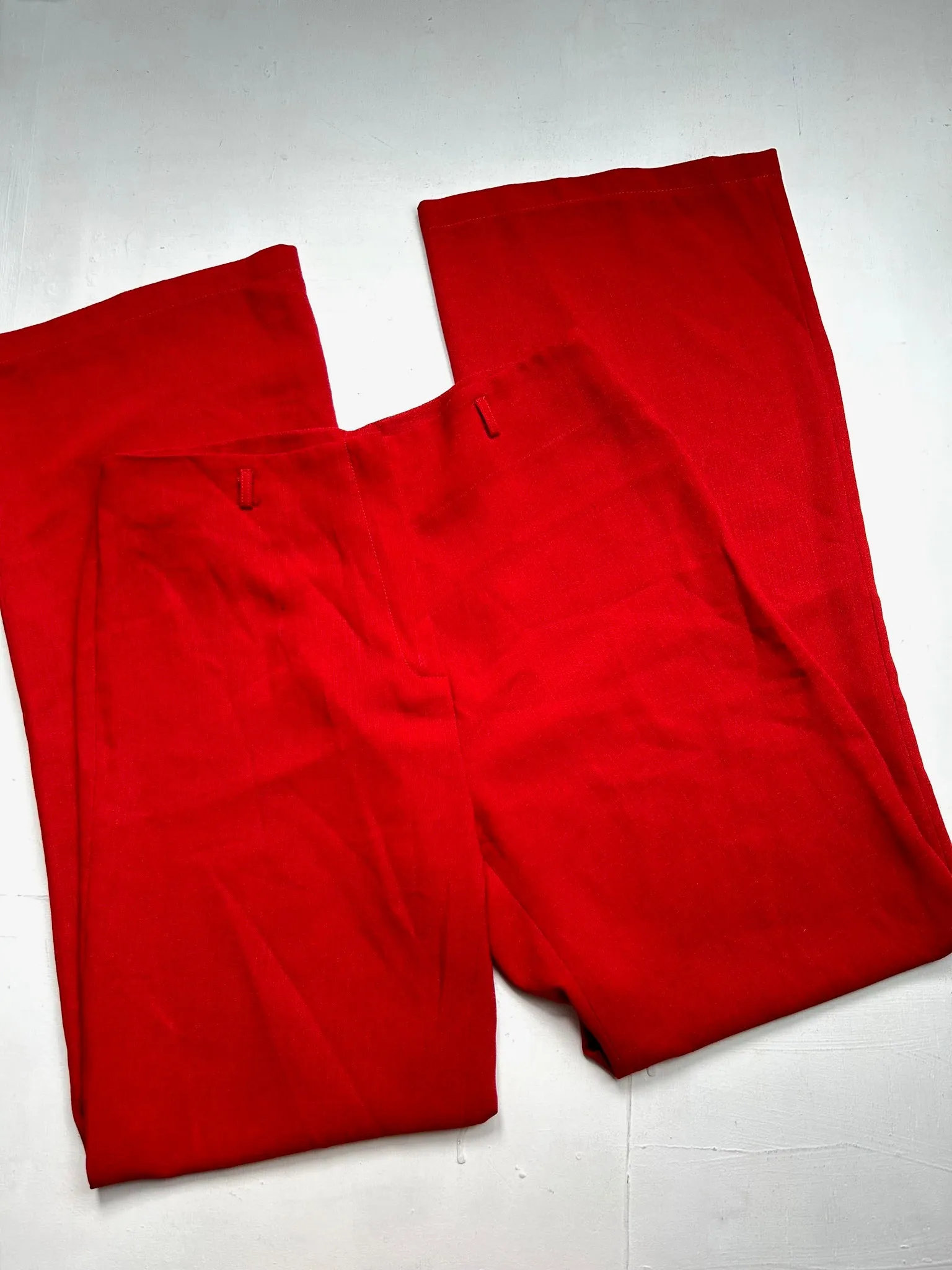 Red mid rise baggy office pants (S/M)